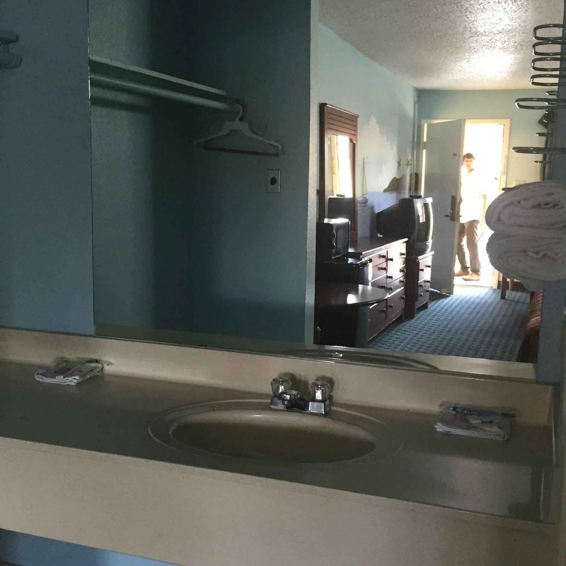 Guest Inn And Suites 休斯敦 外观 照片