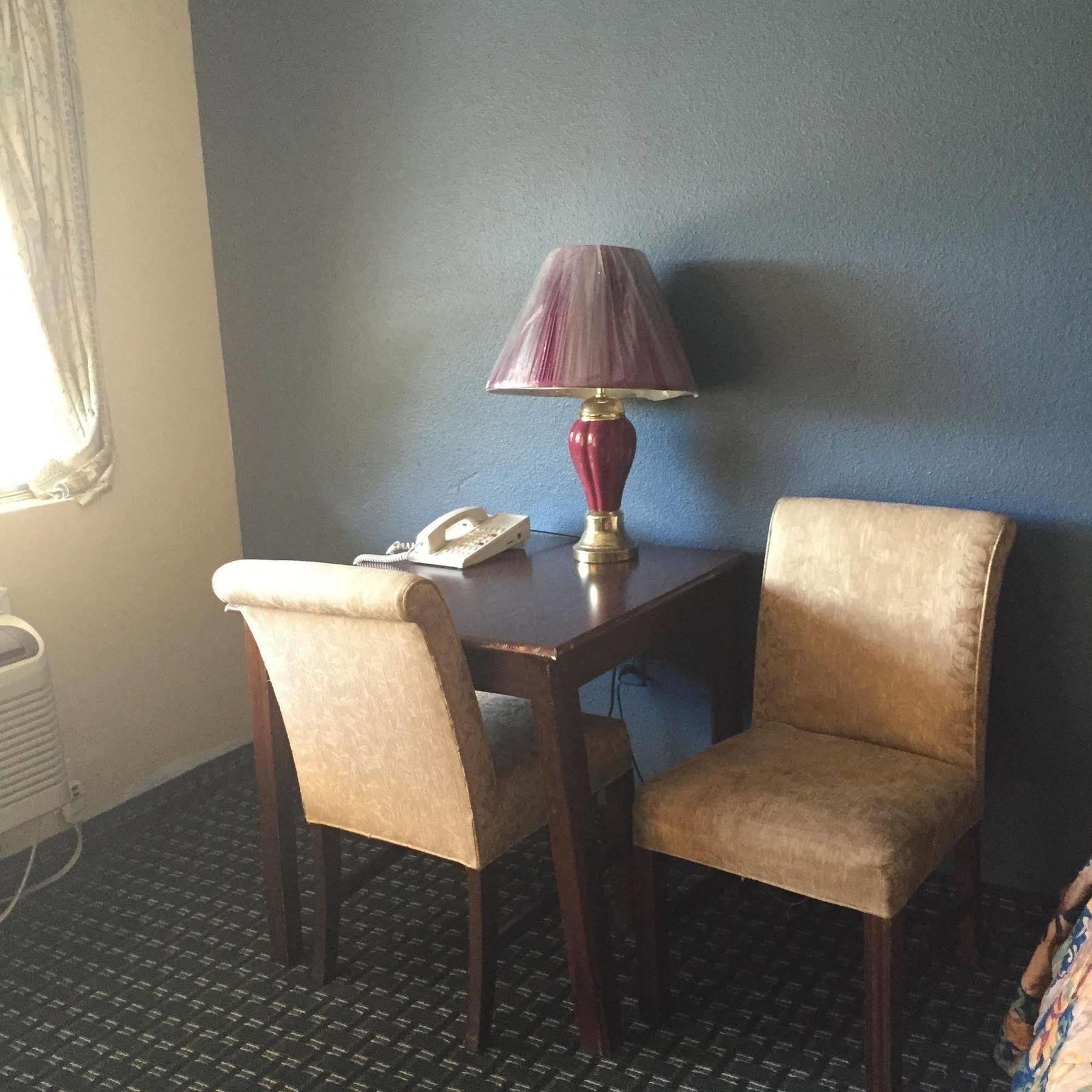 Guest Inn And Suites 休斯敦 外观 照片